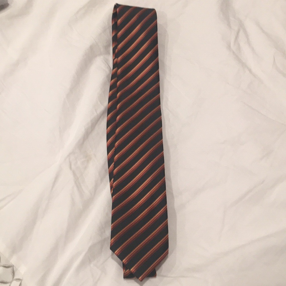 Men’s slim tie